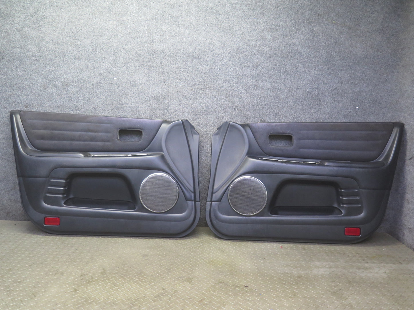 04-05 Lexus JCE10L IS300 Set of 2 Front Left & Right Door Panel Trim Cover OEM
