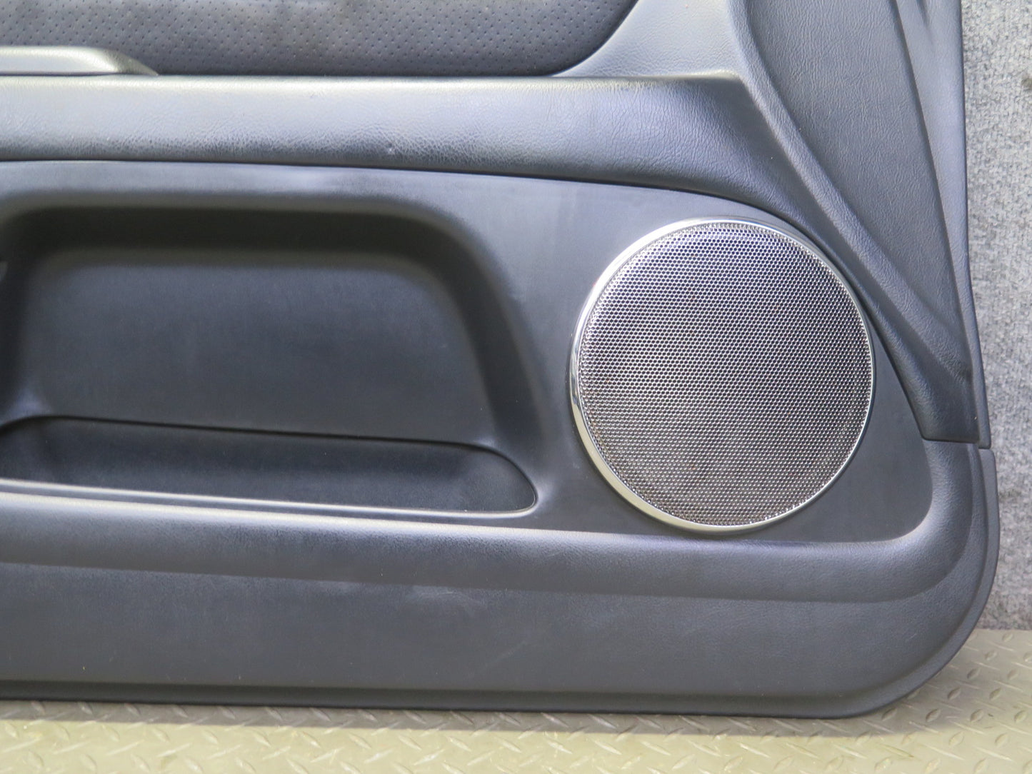 04-05 Lexus JCE10L IS300 Set of 2 Front Left & Right Door Panel Trim Cover OEM