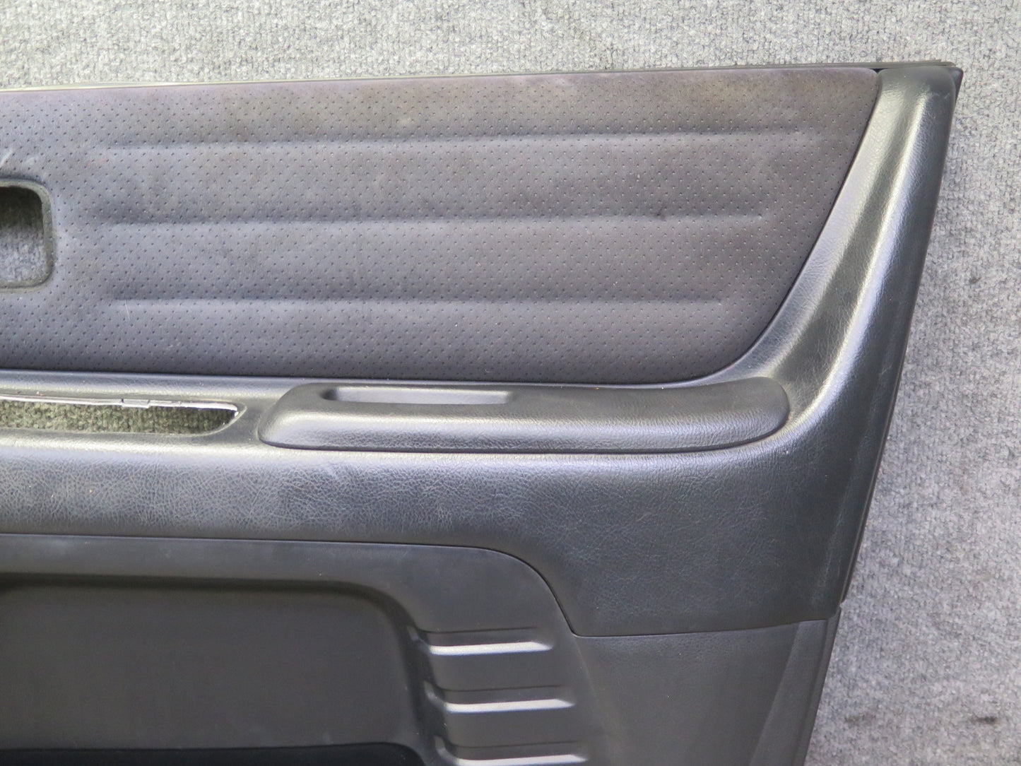 04-05 Lexus JCE10L IS300 Set of 2 Front Left & Right Door Panel Trim Cover OEM