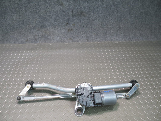 2001-2006 BMW E46 M3 3-SERIES Windshield Wiper Transmission Linkage w Motor