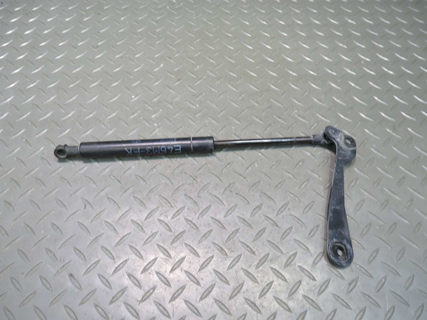 2001-2006 BMW E46 M3 3-SERIES Front Hood Hinge Shock Support Set