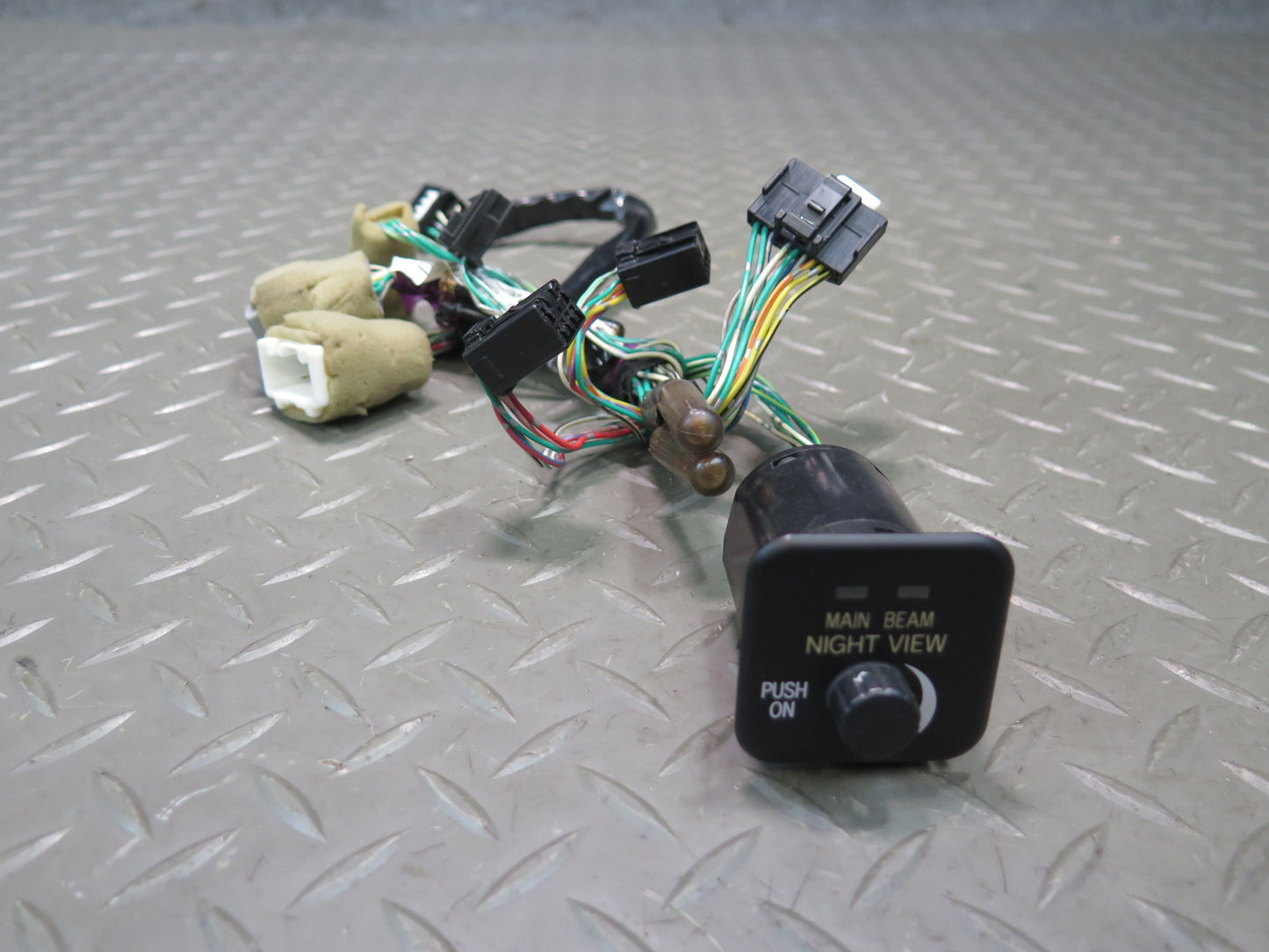 03-05 Lexus UZJ100L LX470 Night Vision Head UP Display Control Module Wiring Set