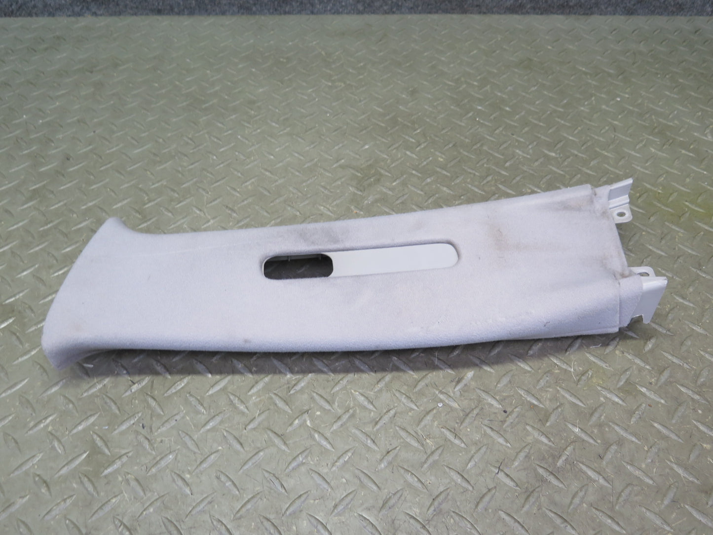 03-05 Lexus JCE10L IS300 Set of 2 Center B Pillar Upper Trim Cover Panel OEM