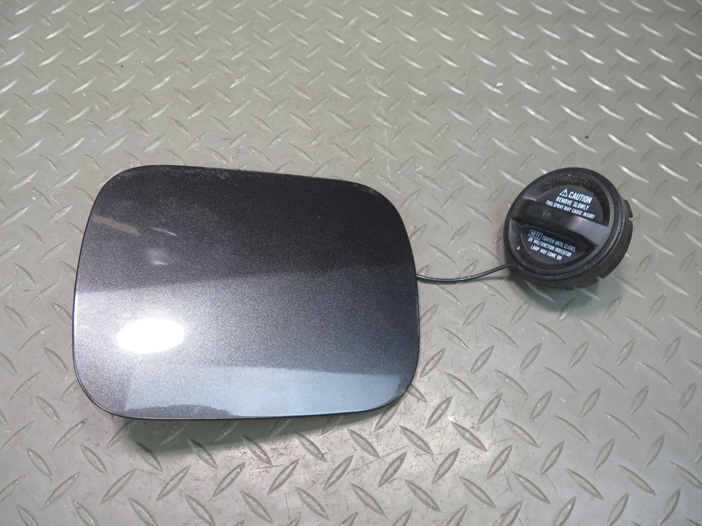 01-05 Lexus JCE10L IS300 Sedan Fuel Tank Filler Door Lid Cover Gray w Cap OEM