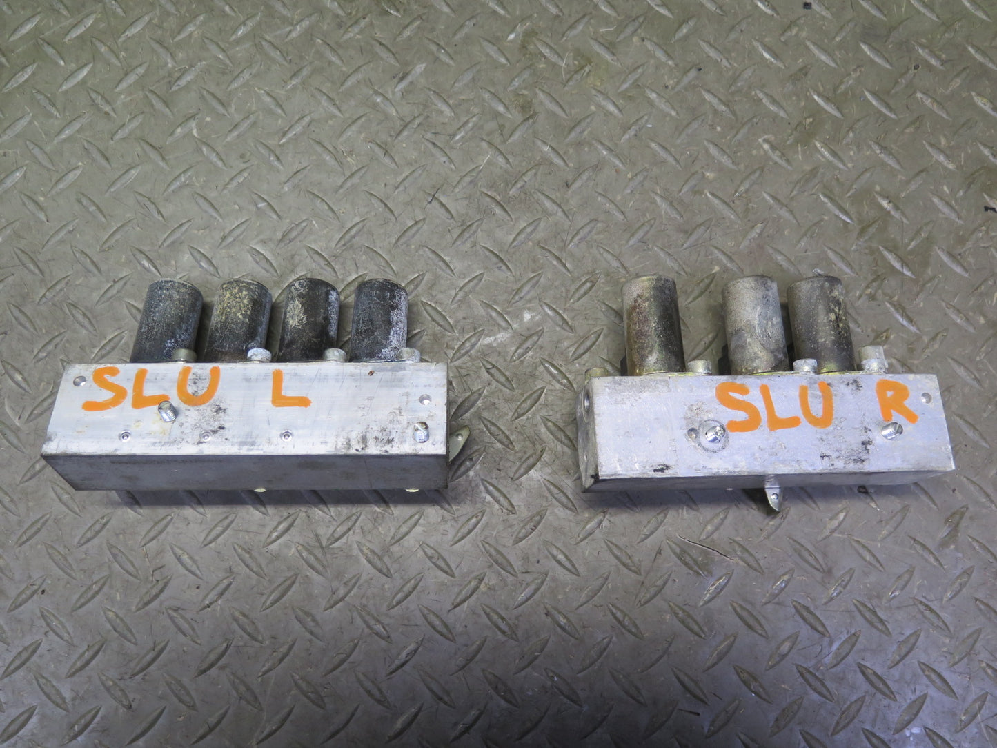96-02 Mercedes R129 SL Convertible TOP Roof Hydraulic Cylinder Valve Block Set