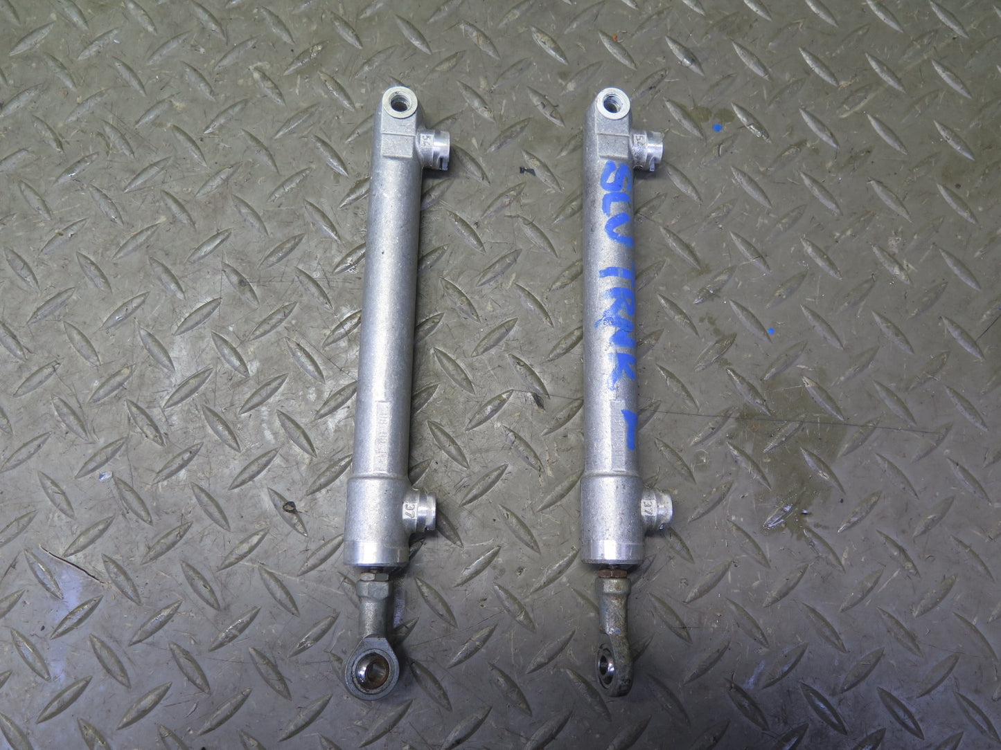 96-02 Mercedes R129 SL Convertible TOP Roof Hydraulic Cylinder Valve Block Set