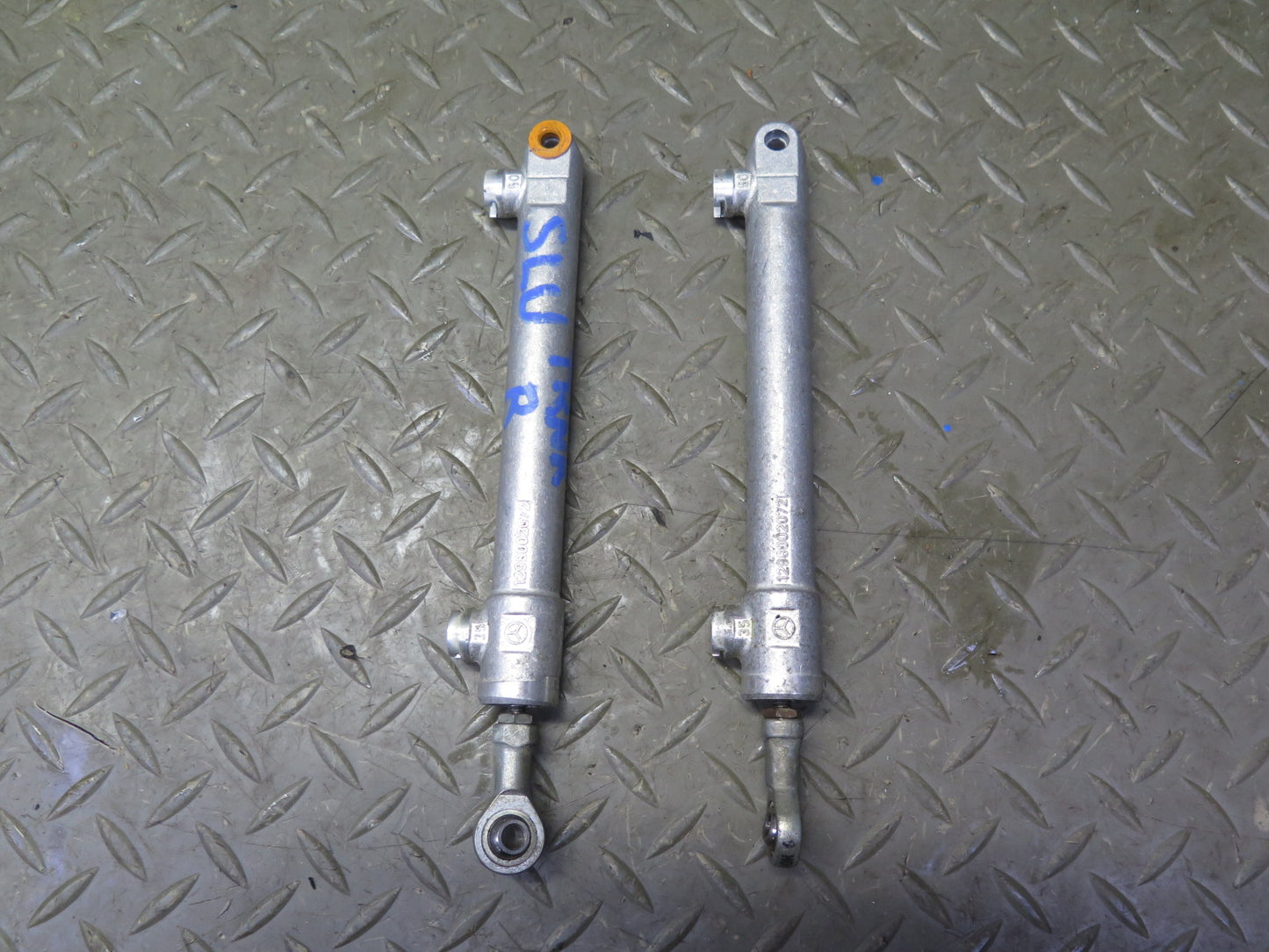 96-02 Mercedes R129 SL Convertible TOP Roof Hydraulic Cylinder Valve Block Set