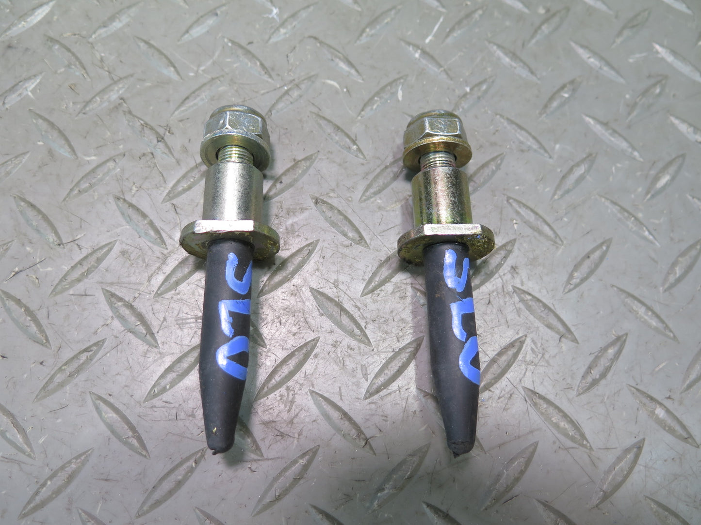 94-02 Mercedes R129 Sl-class Set of 2 Hardtop TOP Roof Bolts OEM