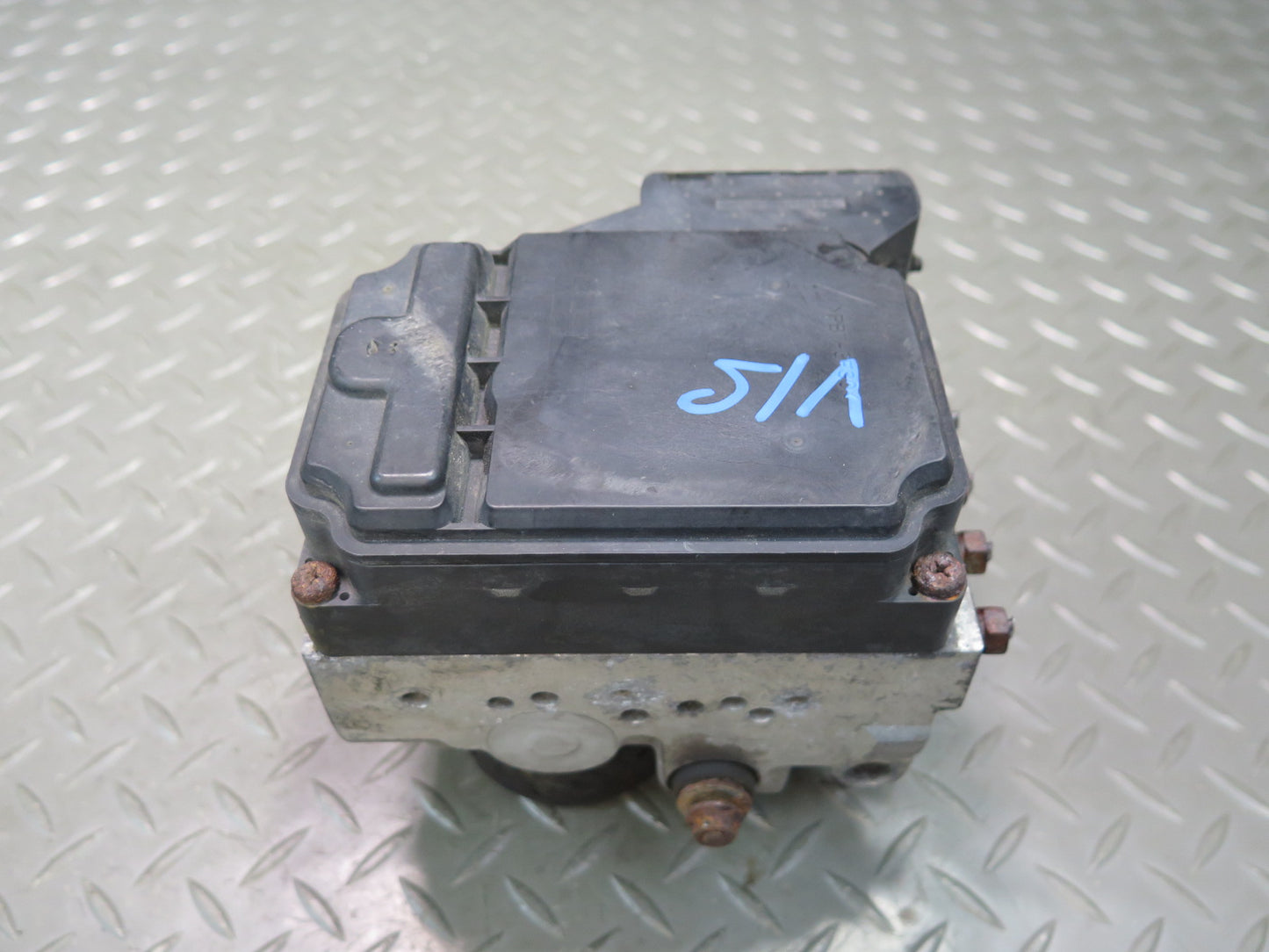 02-05 Lexus JCE10L IS300 Anti Lock Brake ABS Pump Module 44540-53020 OEM