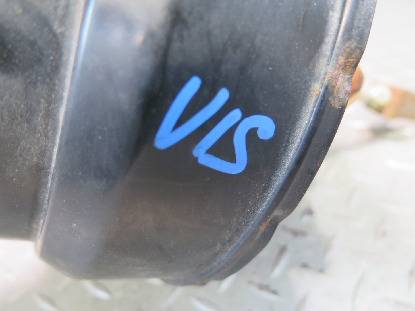 02-05 Lexus JCE10L IS300 Brake Master Cylinder Booster Fluid Reservoir OEM