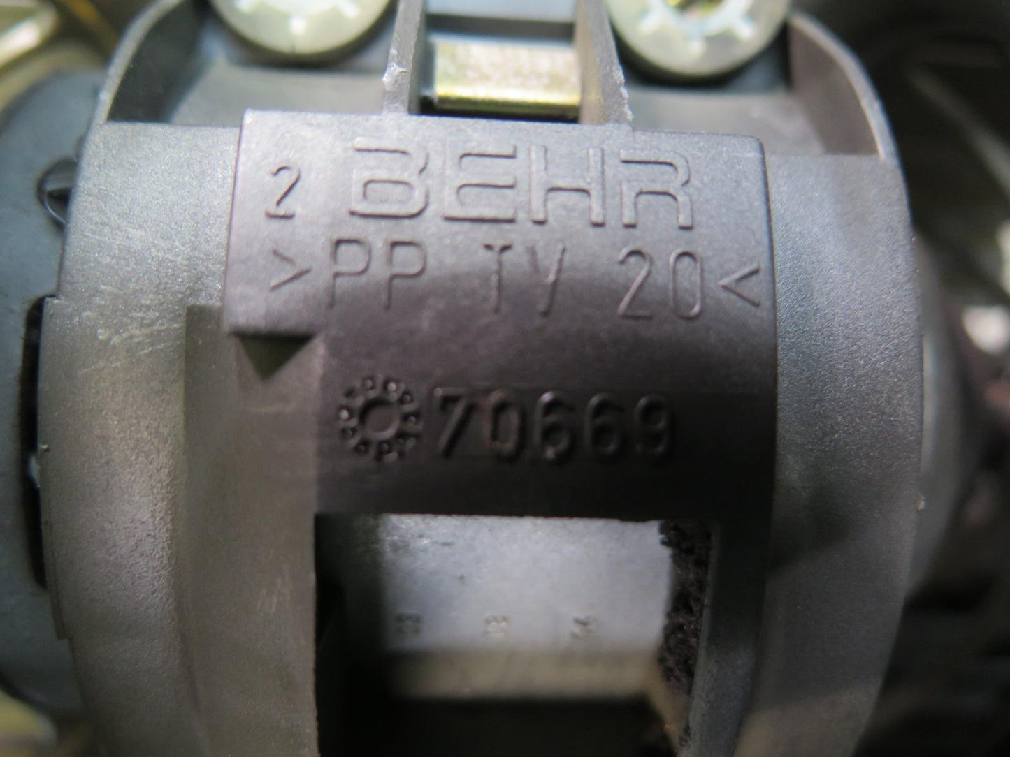 96-99 BMW E36 328iC 3-SERIES A/C Heater Blower Motor Fan OEM