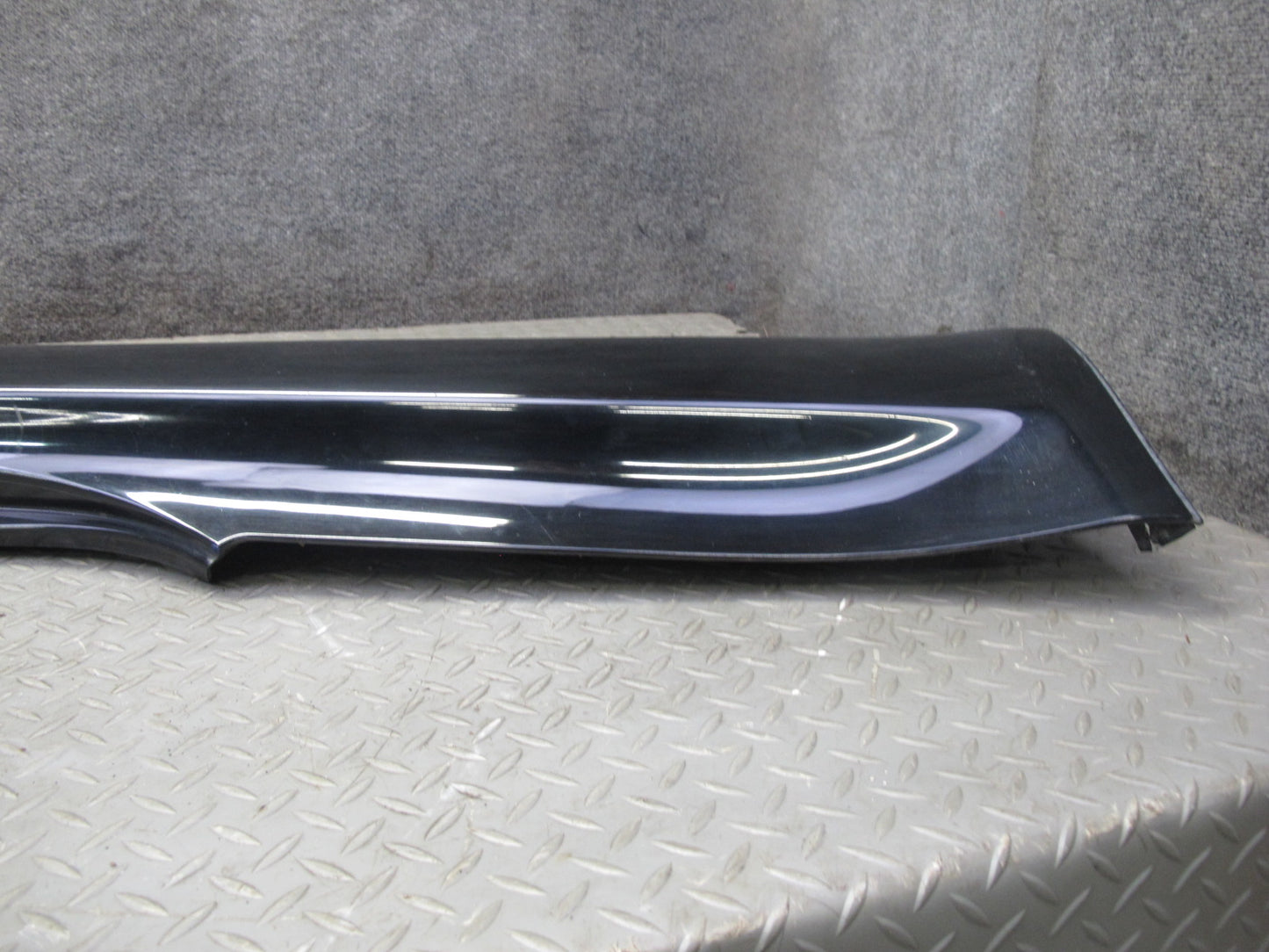 02-05 Lexus Z40 SC430 Set of 2 Left & Right Side Skirt Rocker Panel Black OEM
