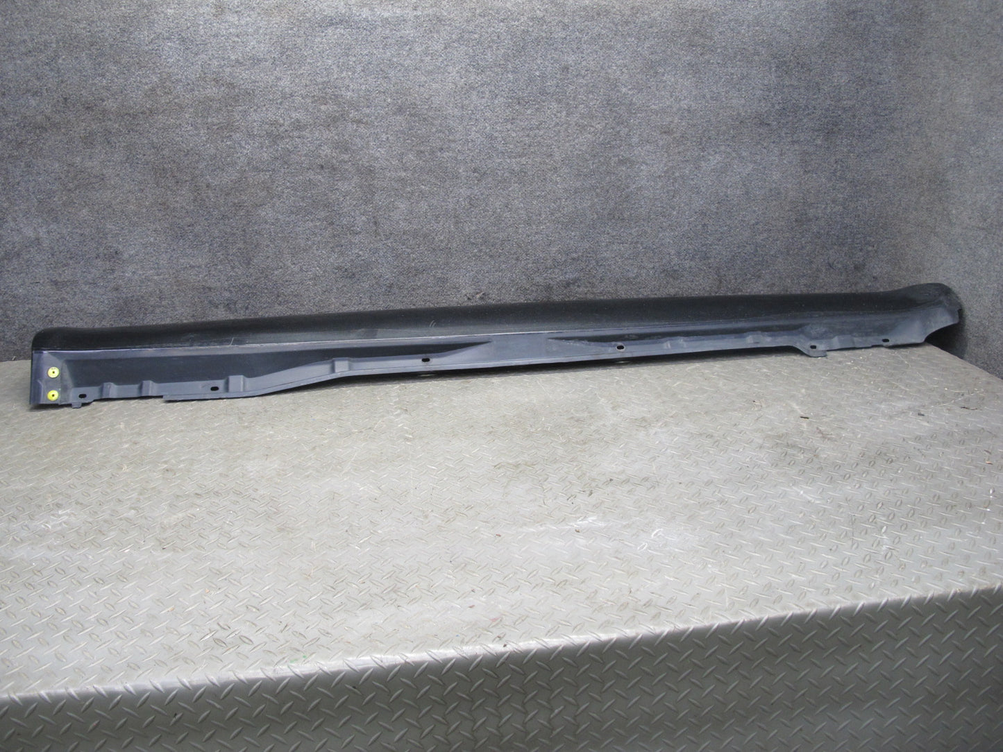 02-05 Lexus Z40 SC430 Set of 2 Left & Right Side Skirt Rocker Panel Black OEM