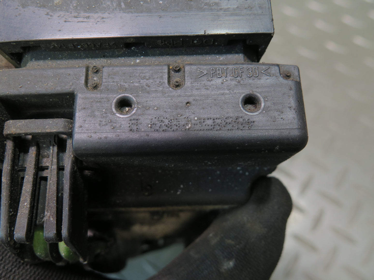 2003-2007 Hummer H2 ABS Anti Lock Brake Actuator Pump Motor Unit Module