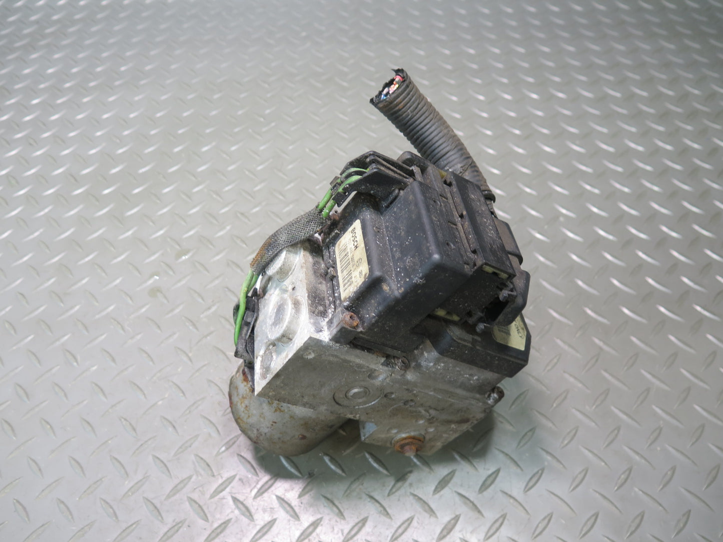 2003-2007 Hummer H2 ABS Anti Lock Brake Actuator Pump Motor Unit Module