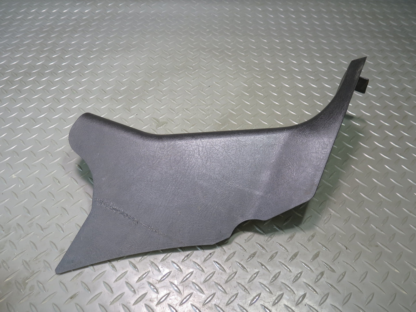 2003-2009 Hummer H2 Front Right Pass Side Lower Kick Trim Cover Panel