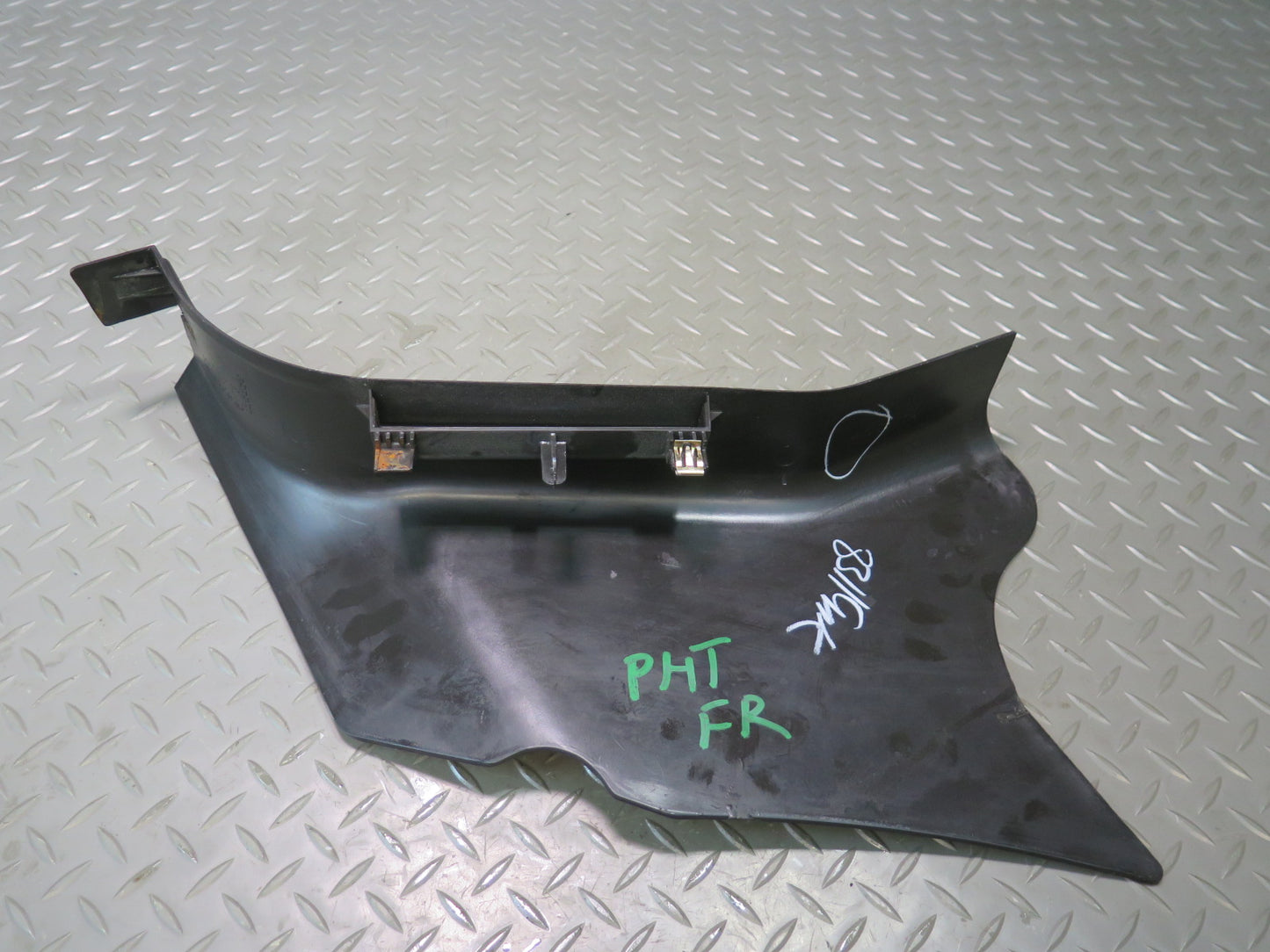 2003-2009 Hummer H2 Front Right Pass Side Lower Kick Trim Cover Panel