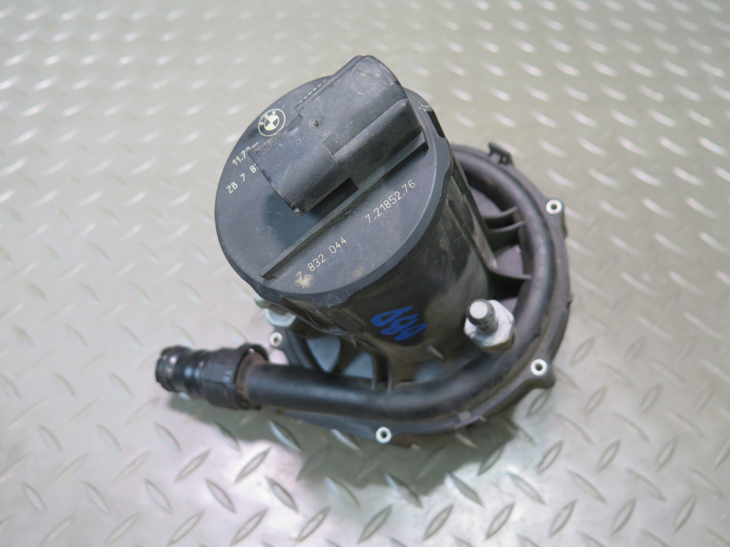 2001-2006 BMW E46 M3 Secondary Air Injection  Smog Emission Pump 7832045