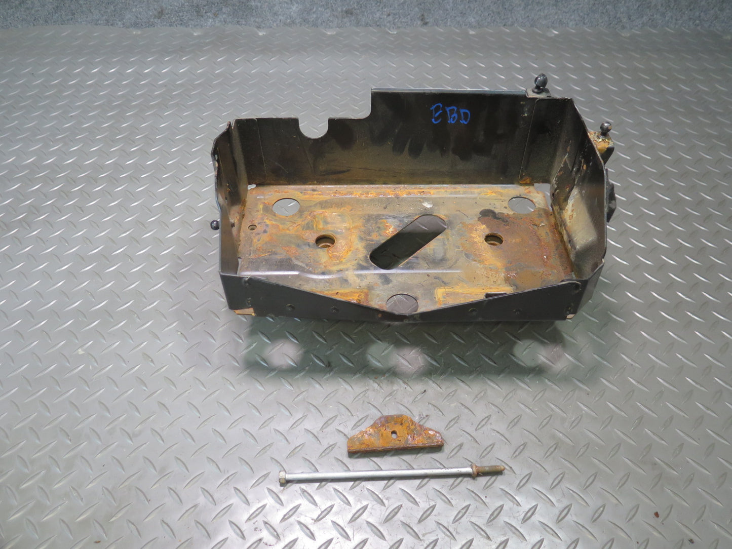 2001-2006 BMW E46 M3 Convertible Battery Tray Vibration Absorber Bracket 8236253