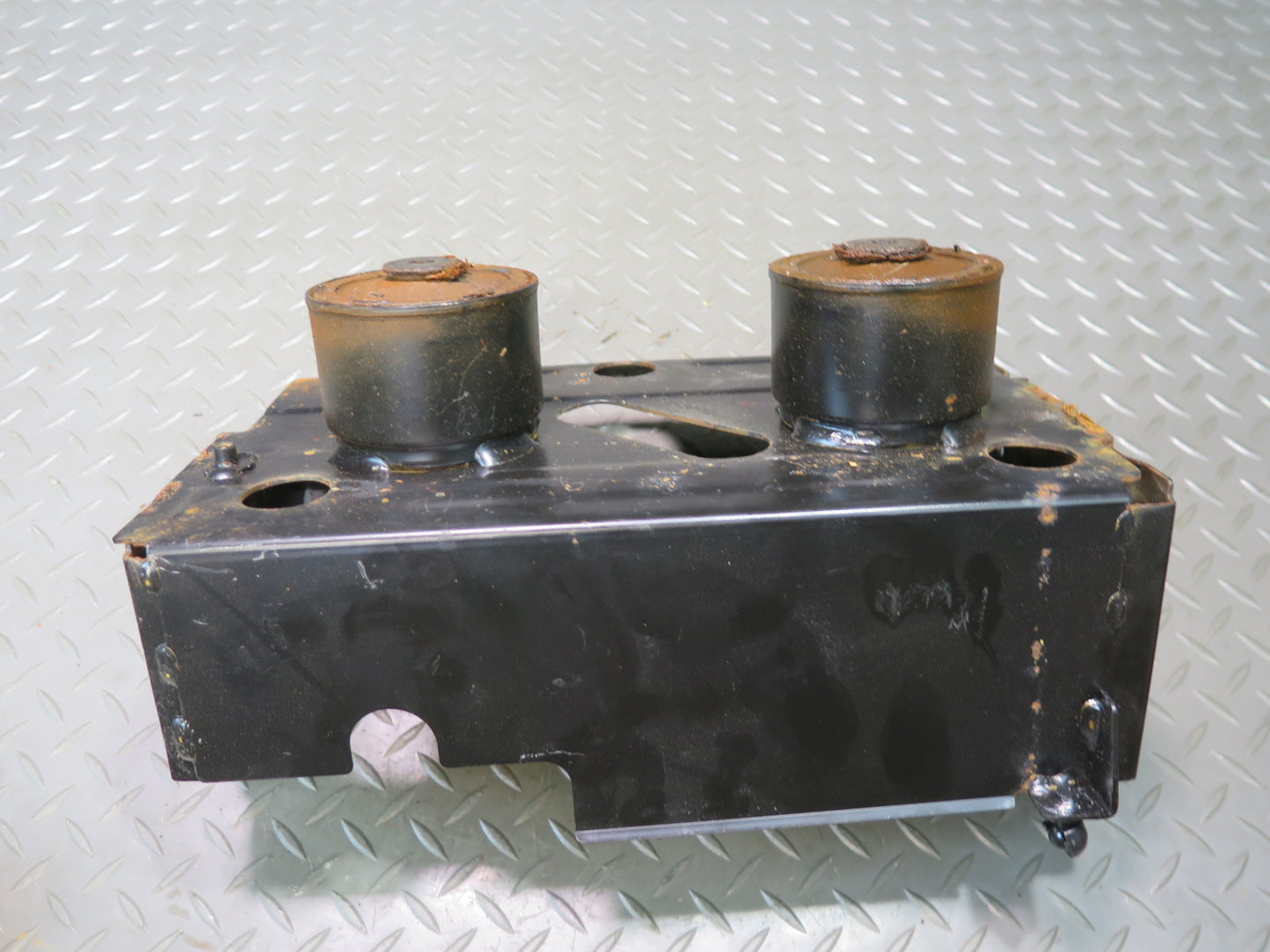 2001-2006 BMW E46 M3 Convertible Battery Tray Vibration Absorber Bracket 8236253