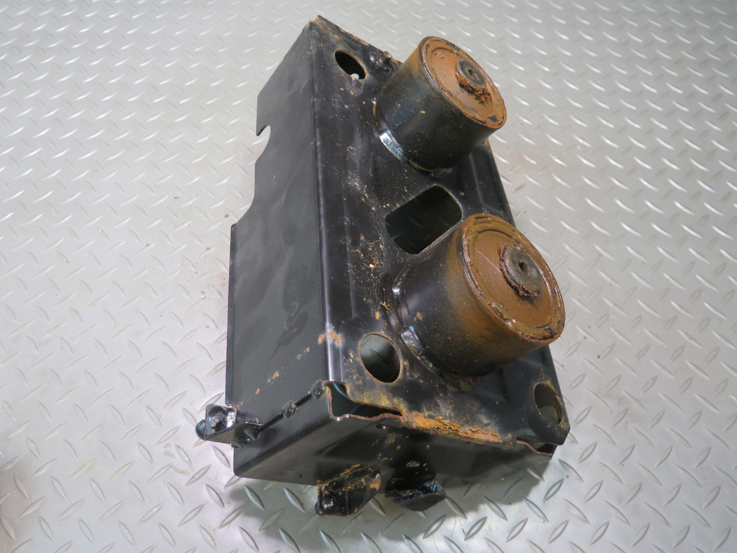 2001-2006 BMW E46 M3 Convertible Battery Tray Vibration Absorber Bracket 8236253