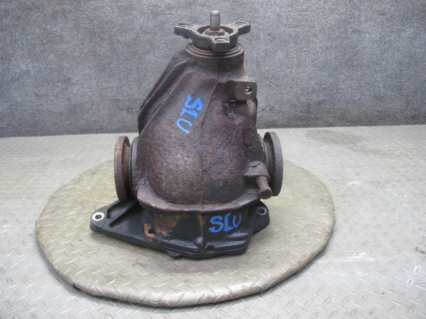 99-02 Mercedes R129 SL500 Rear Axle Differential Carrier 2.65 Ratio OEM