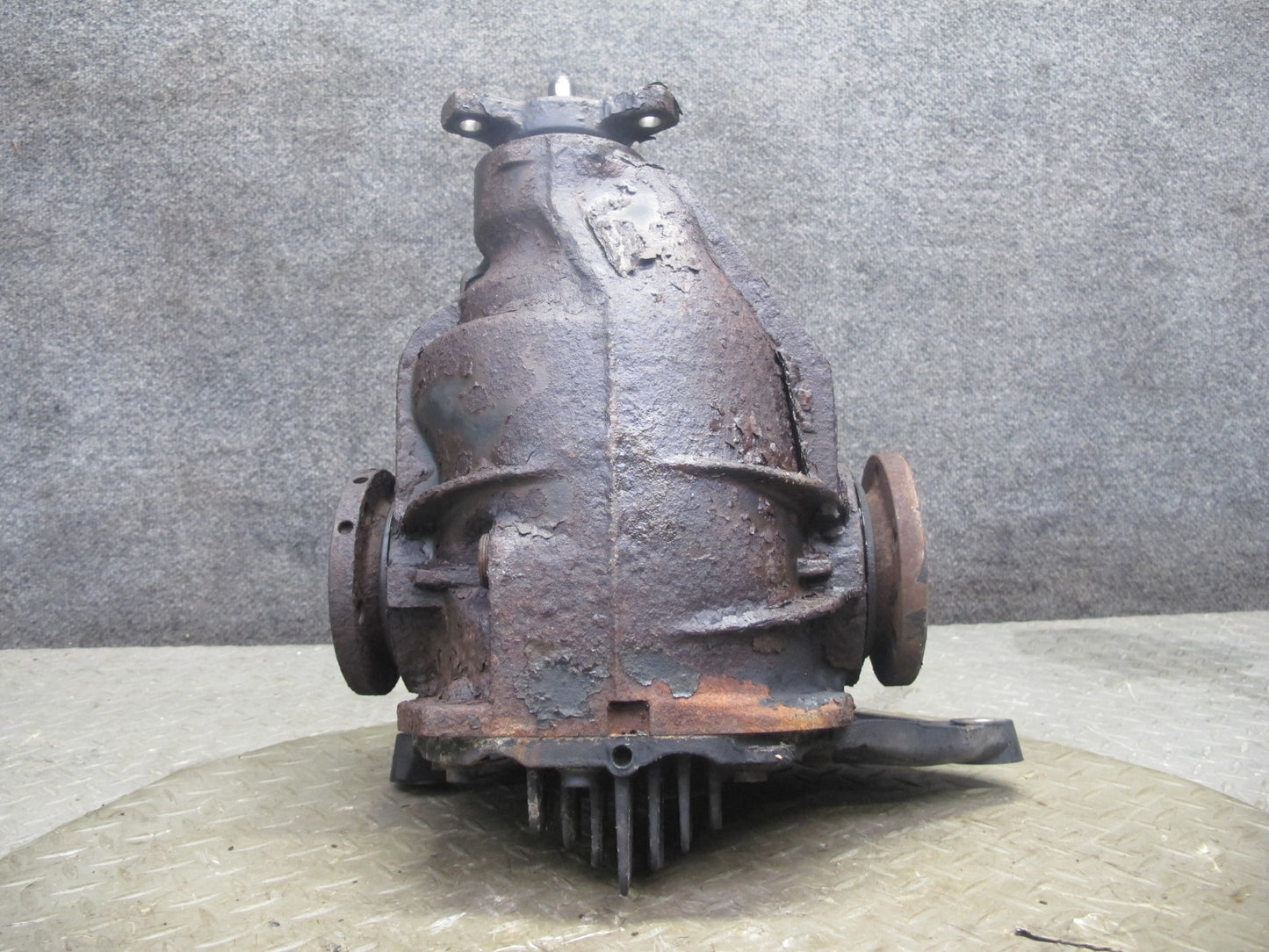 99-02 Mercedes R129 SL500 Rear Axle Differential Carrier 2.65 Ratio OEM