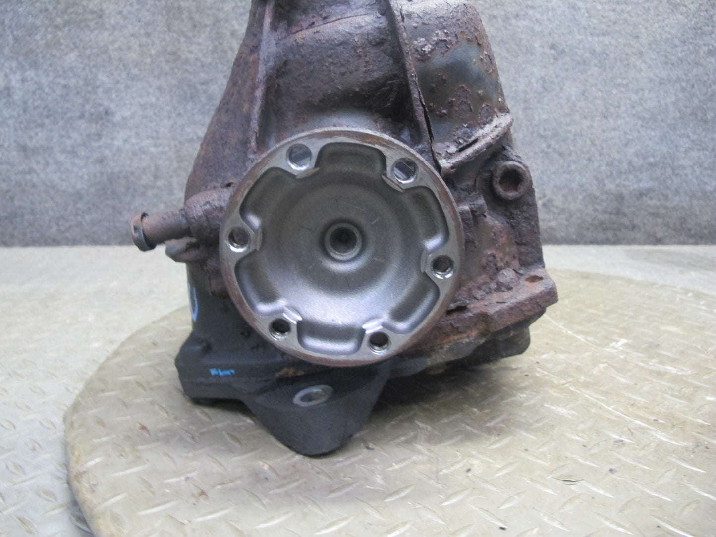 99-02 Mercedes R129 SL500 Rear Axle Differential Carrier 2.65 Ratio OEM
