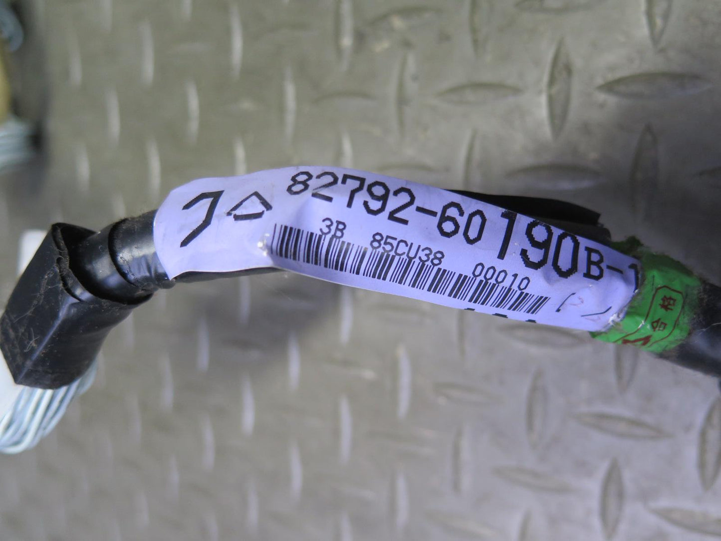 2003-2004 Lexus UZJ100L LX470 Under Dash Wire Wiring Harness 82792-60190