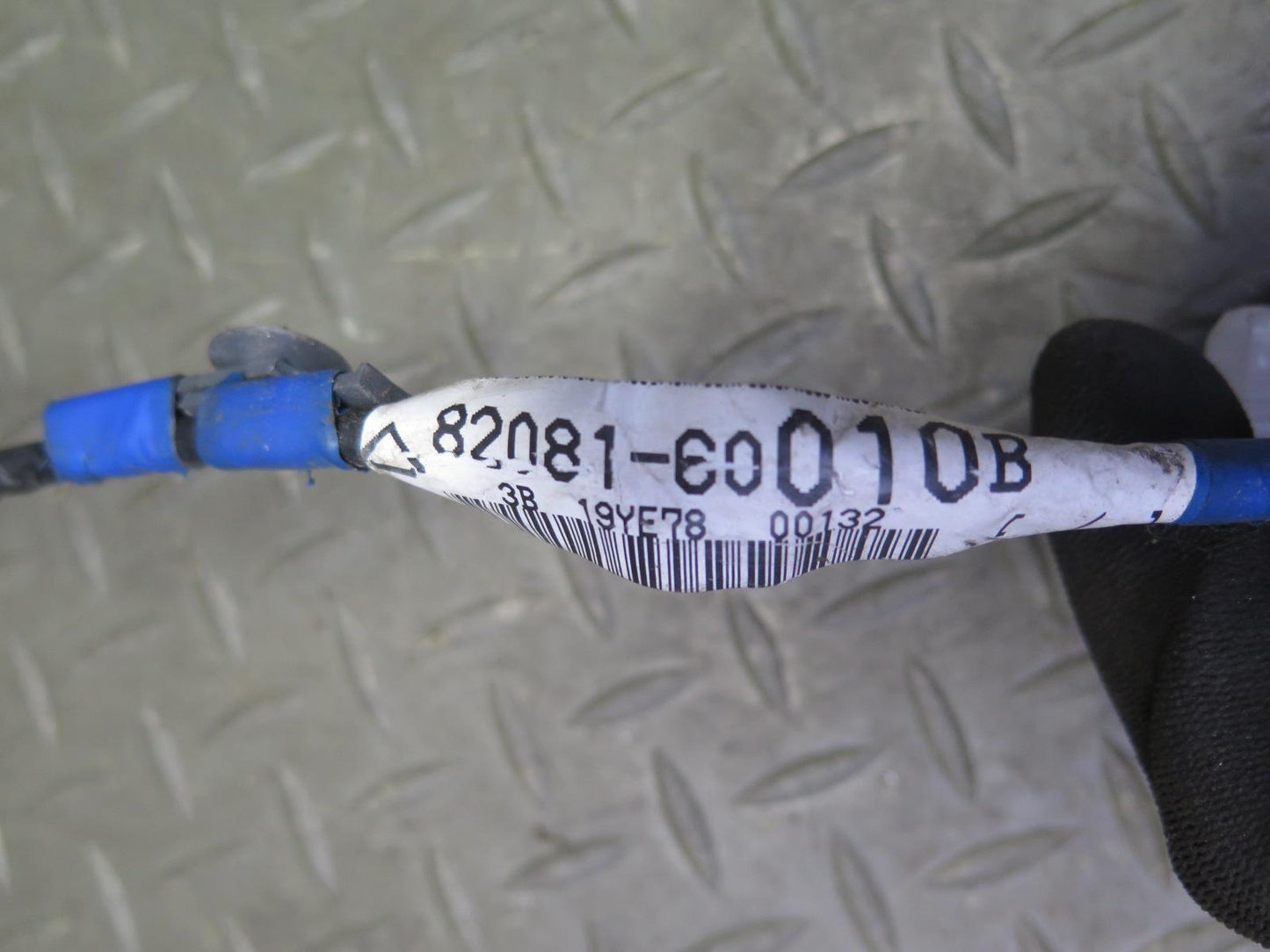 2003-2007 Lexus UZJ100L LX470 Front Right Door Wire Wiring Harness