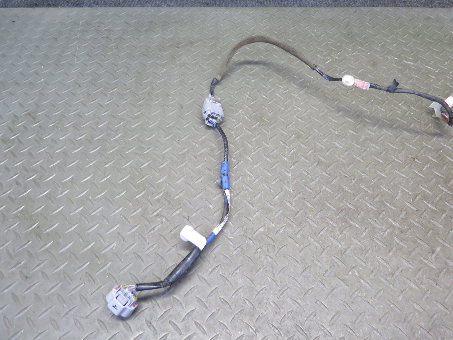 2003-2007 Lexus UZJ100L LX470 Front Right Door Wire Wiring Harness