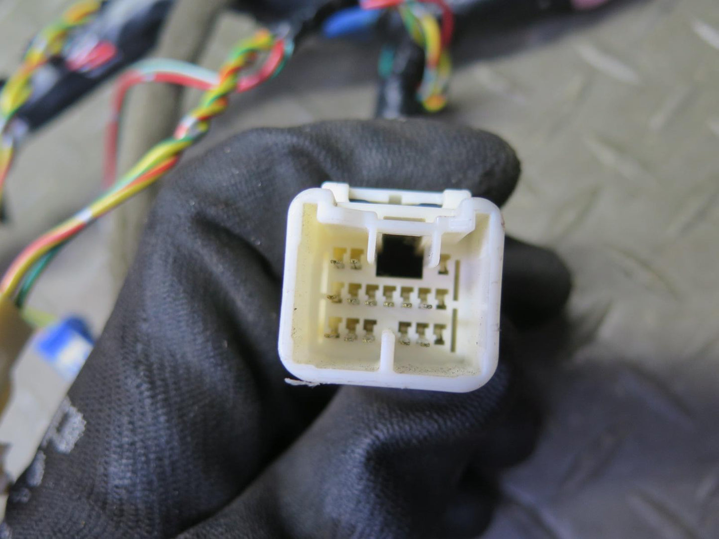 2003-2007 Lexus UZJ100L LX470 Front Right Door Wire Wiring Harness
