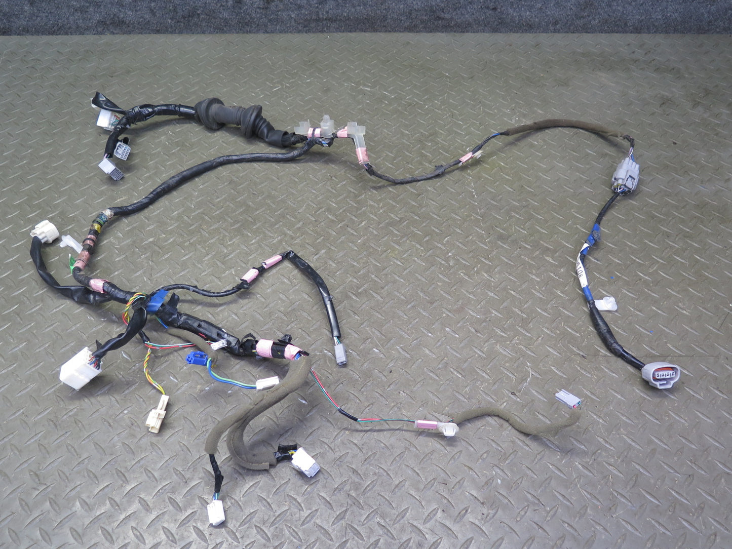 2003-2007 Lexus UZJ100L LX470 Front Right Door Wire Wiring Harness