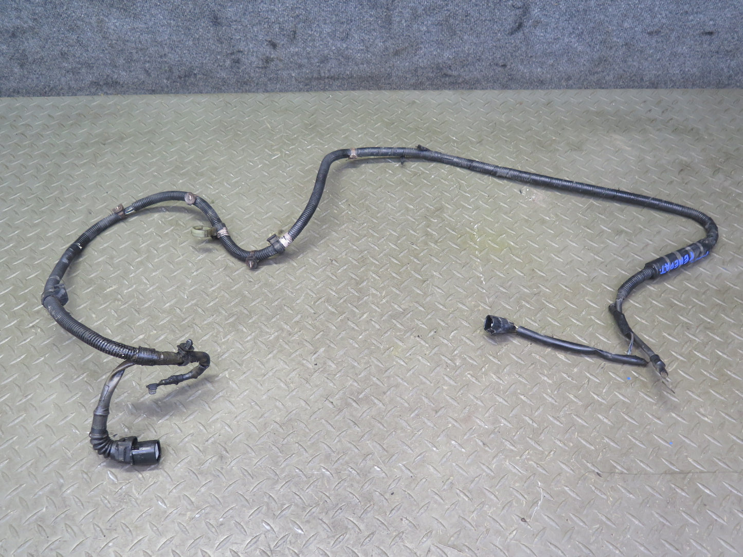 2003-2004 Lexus UZJ100L LX470 Alternator Generator Wire Wiring Harness
