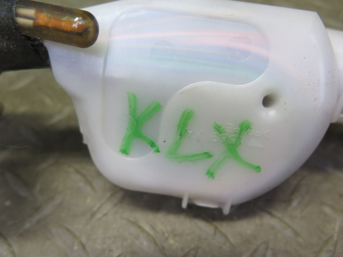 2003-2007 Lexus UZJ100L LX470 Steering Column Wire Cable Harness 82128-60053