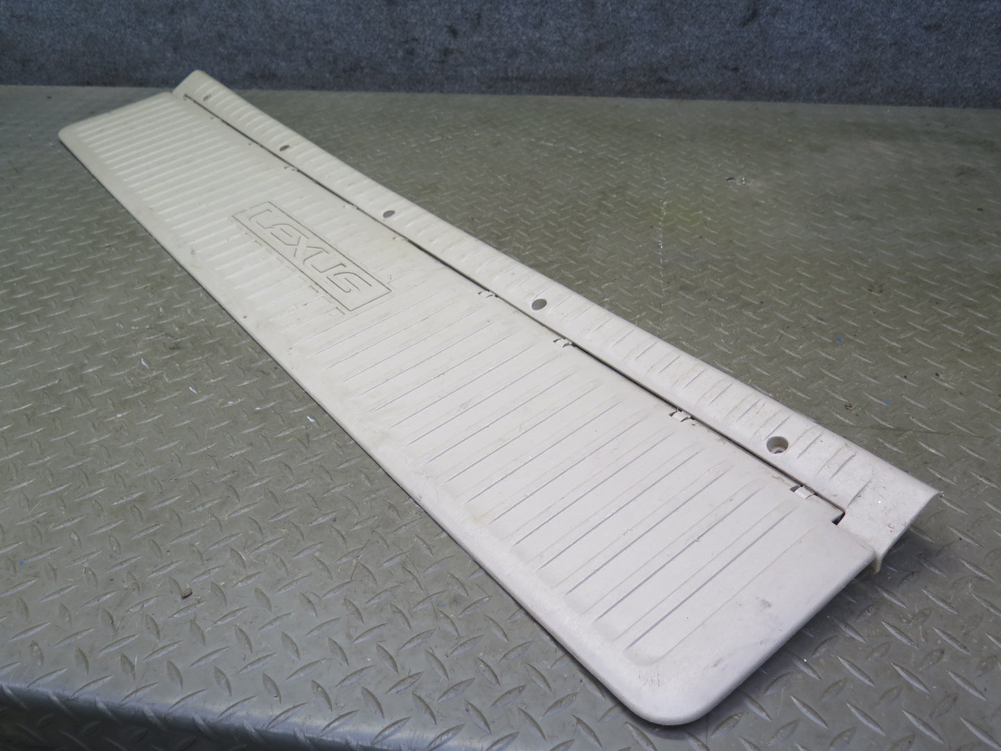1998-2007 Lexus UZJ100L LX470 Rear Cargo Trunk Floor Trim Cover Plate Panel
