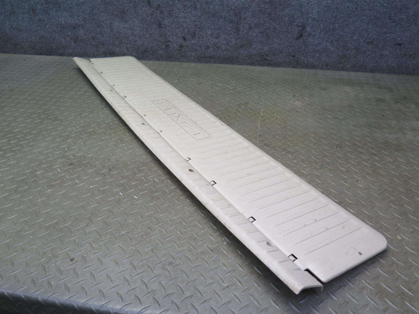 1998-2007 Lexus UZJ100L LX470 Rear Cargo Trunk Floor Trim Cover Plate Panel