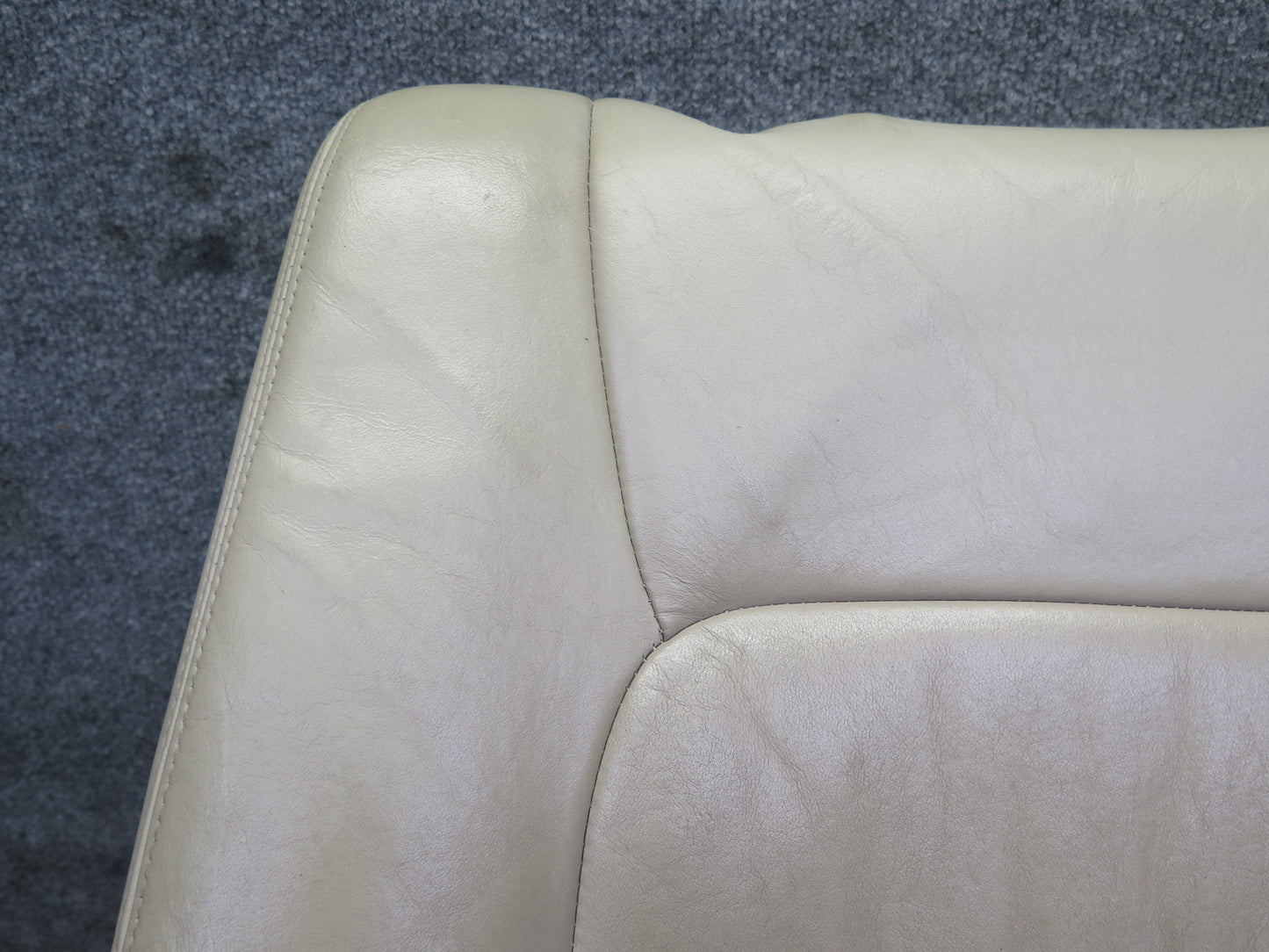 2003-2007 Lexus UZJ100L LX470 Front Right Seat Upper Leather Cushion Ivory