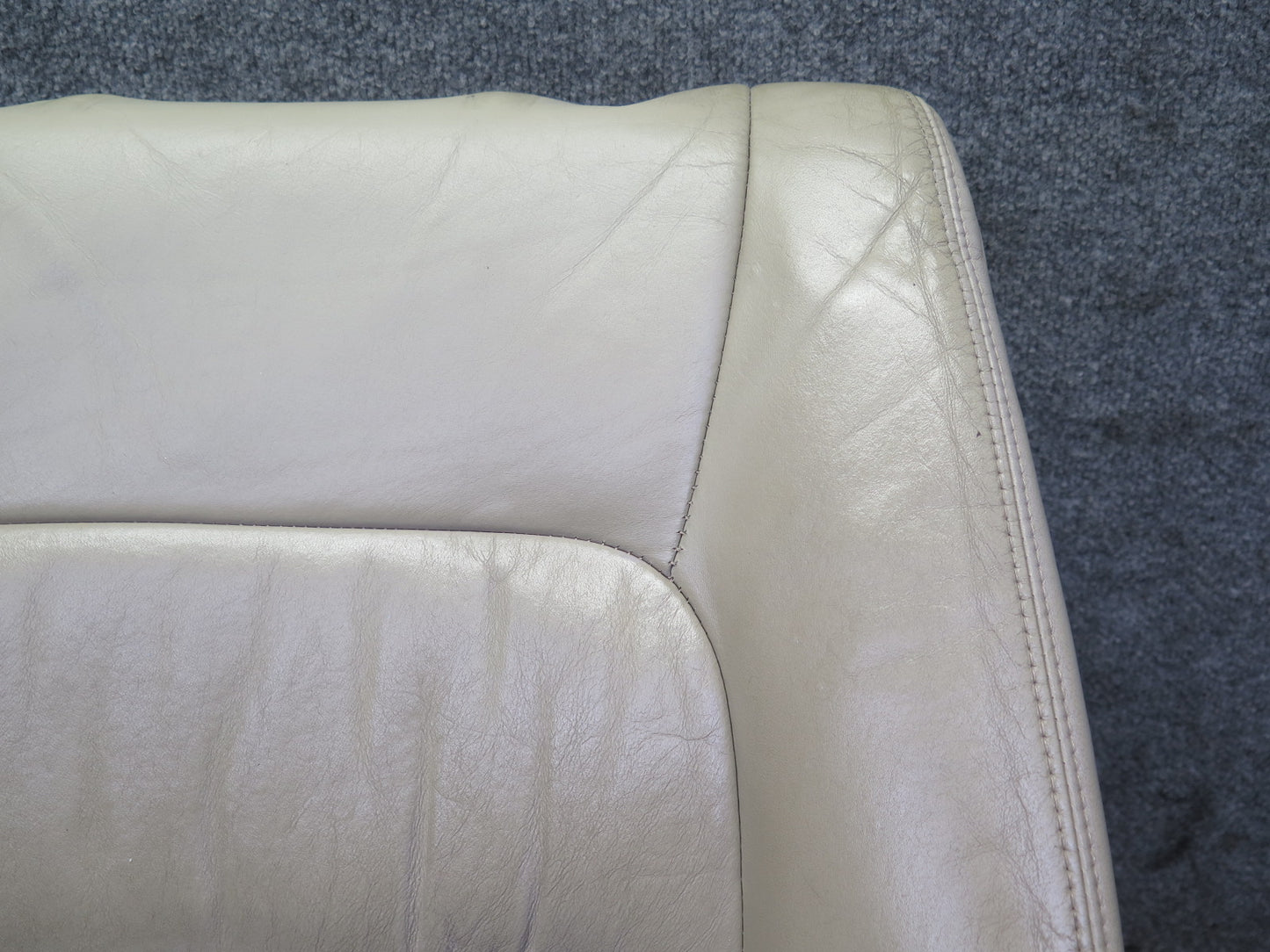 2003-2007 Lexus UZJ100L LX470 Front Right Seat Upper Leather Cushion Ivory