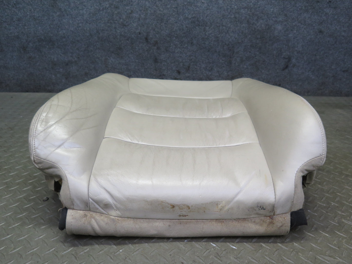 2003-2007 Lexus UZJ100L LX470 Front Right Seat Upper Leather Cushion Ivory
