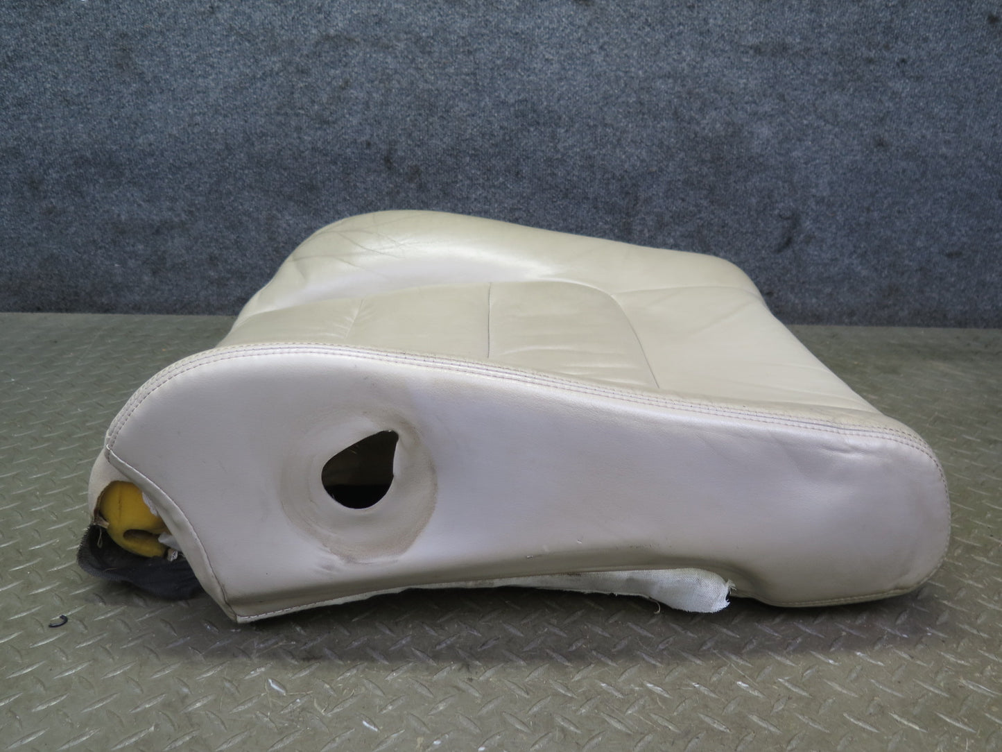 2003-2007 Lexus UZJ100L LX470 Front Right Seat Upper Leather Cushion Ivory