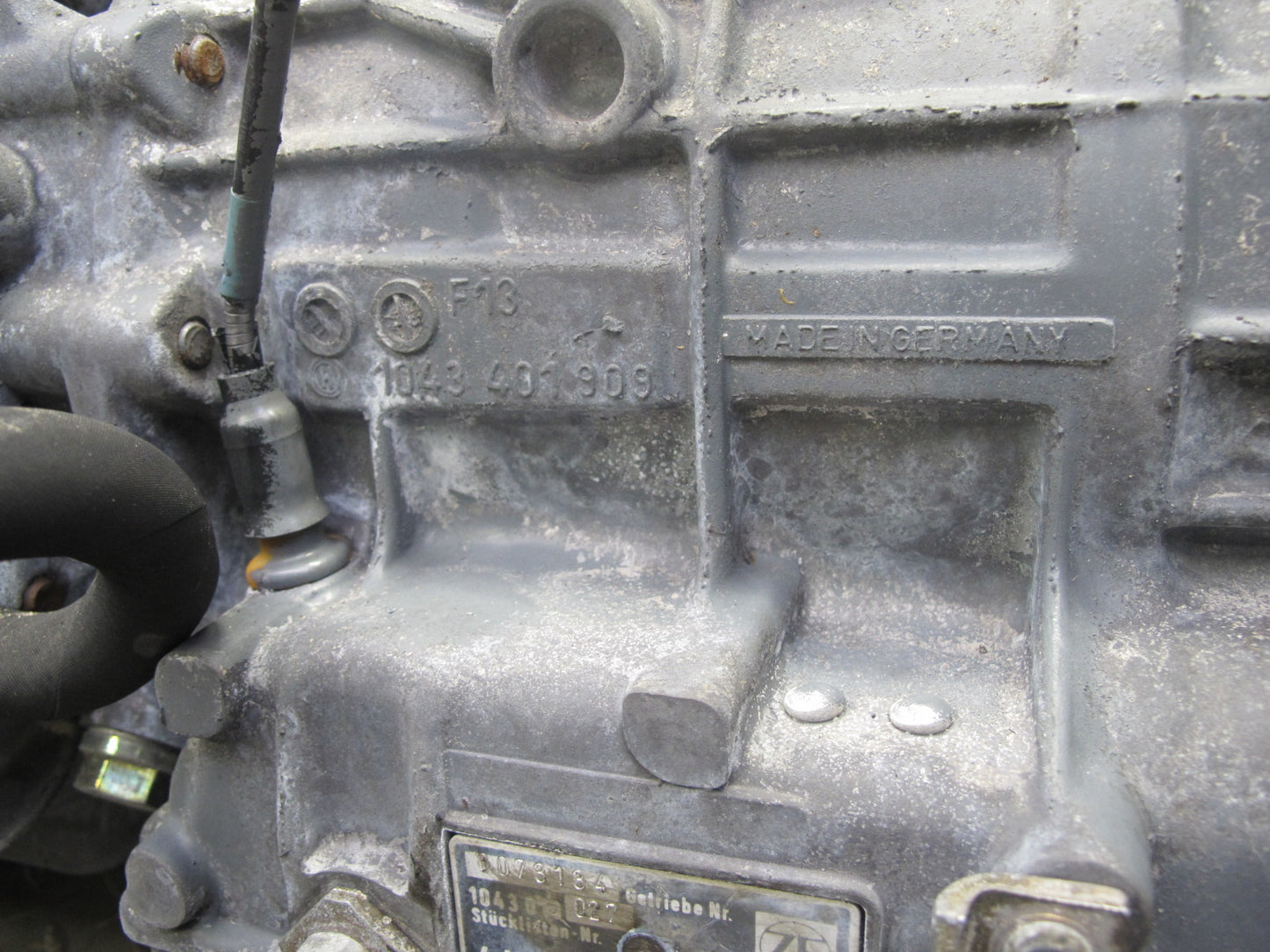 1984 BMW E24 633CSI 4HP22 A/T Automatic Transmission w Oil Dipstick 115K Miles
