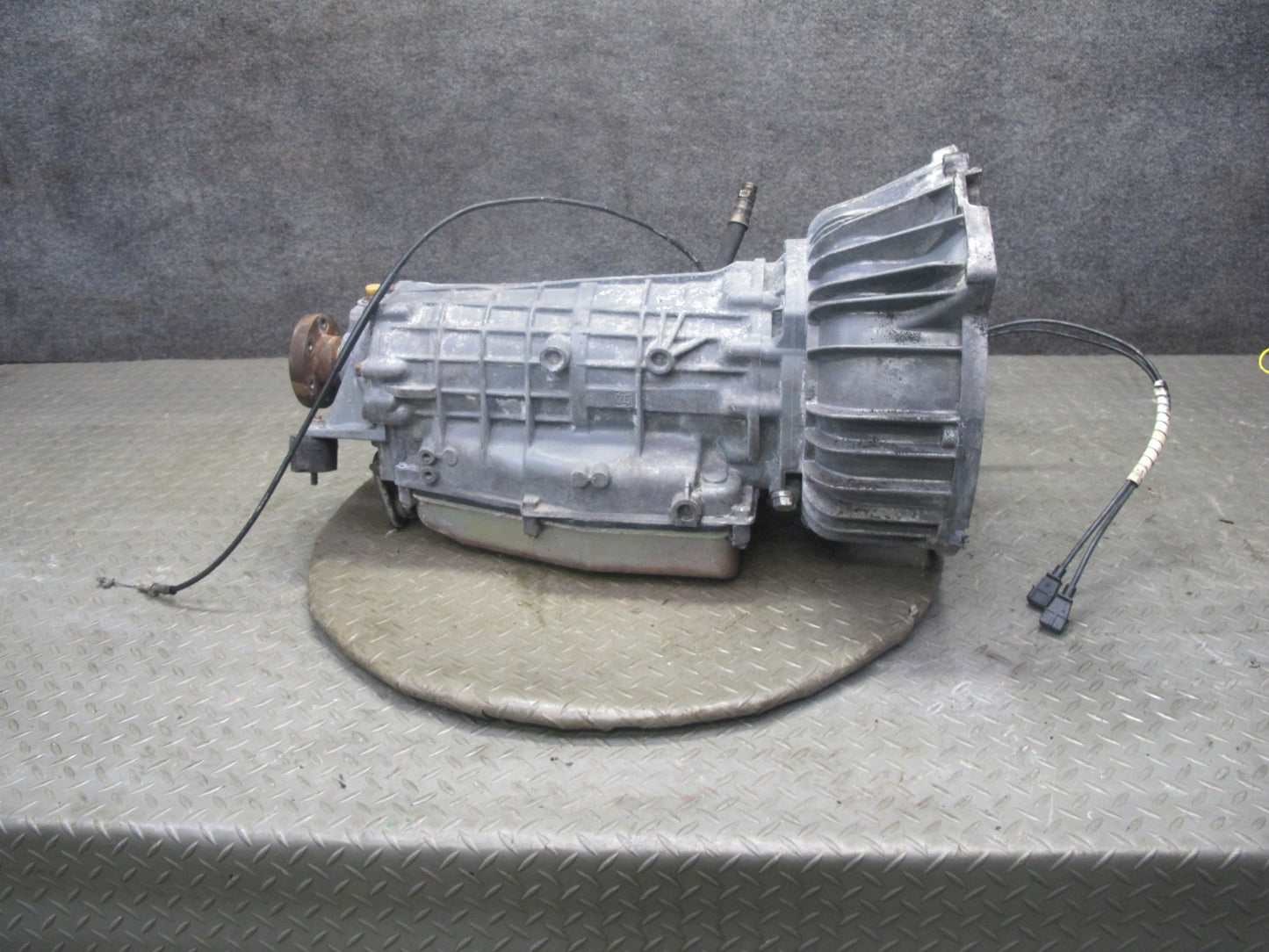 1984 BMW E24 633CSI 4HP22 A/T Automatic Transmission w Oil Dipstick 115K Miles