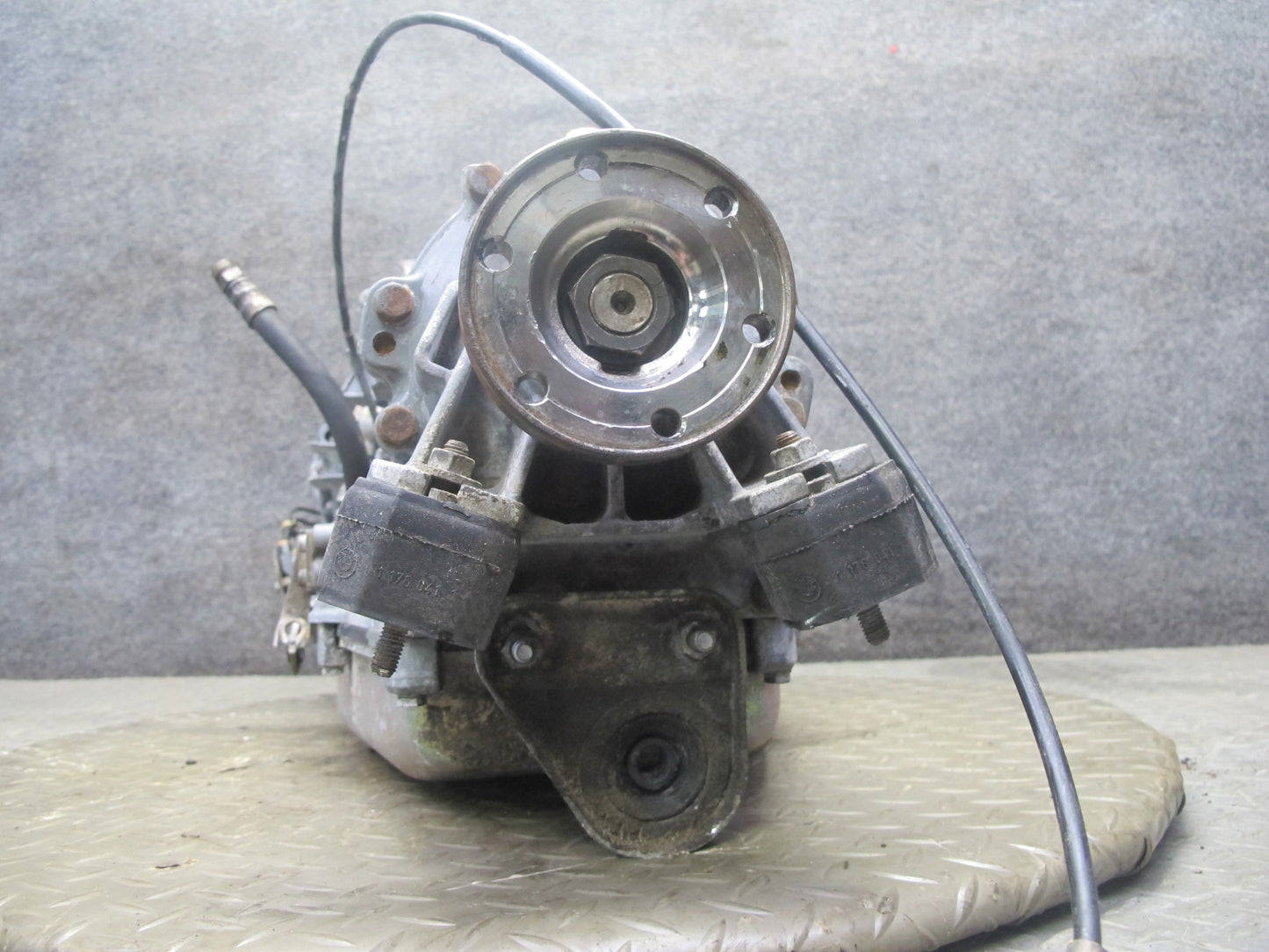 1984 BMW E24 633CSI 4HP22 A/T Automatic Transmission w Oil Dipstick 115K Miles