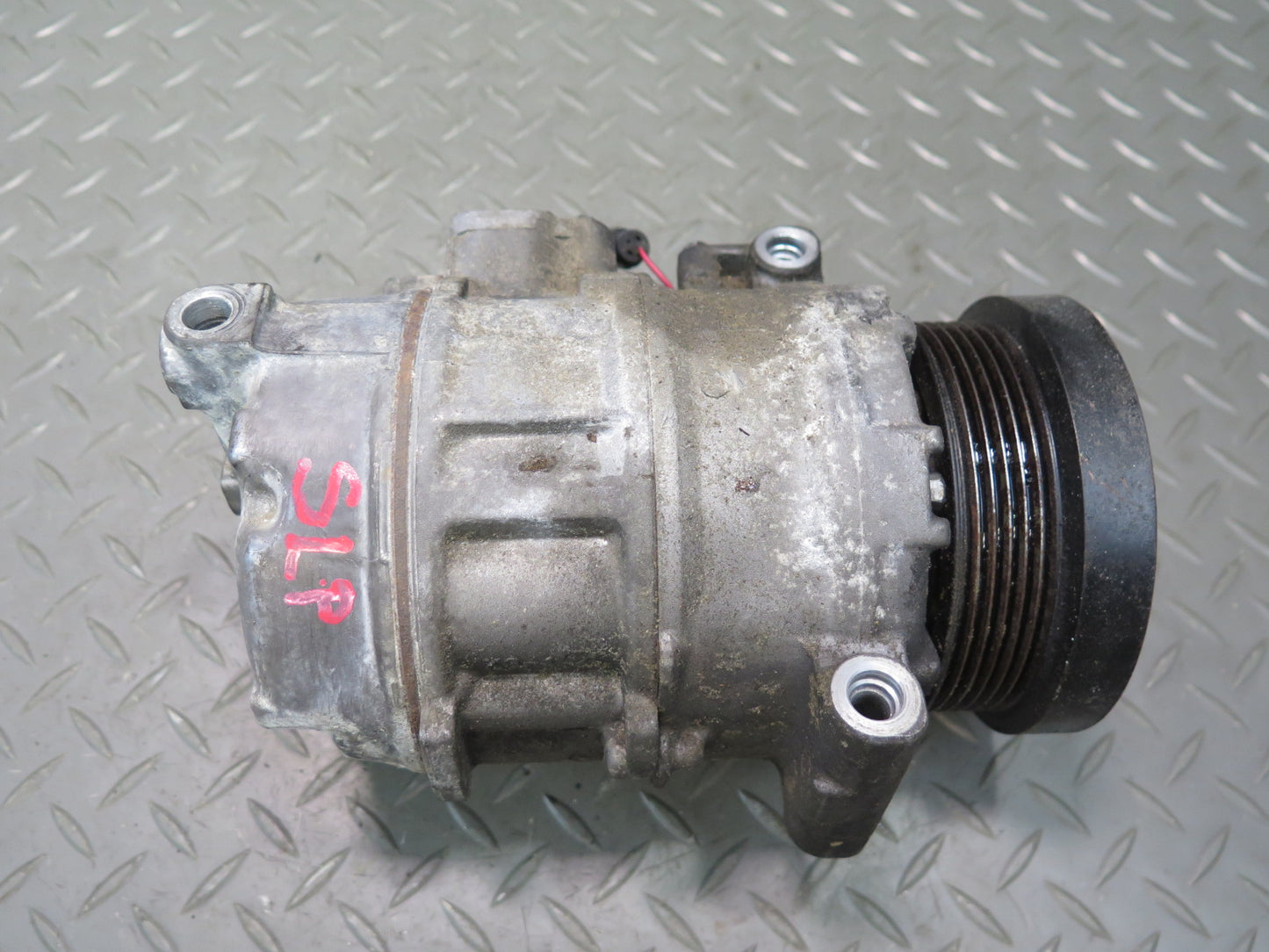 03-06 Mercedes R230 SL500 AC Air Condition Compressor 130K Miles OEM