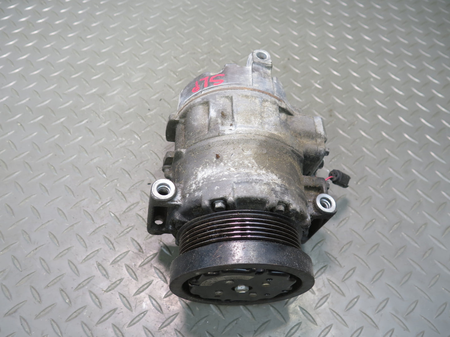 03-06 Mercedes R230 SL500 AC Air Condition Compressor 130K Miles OEM