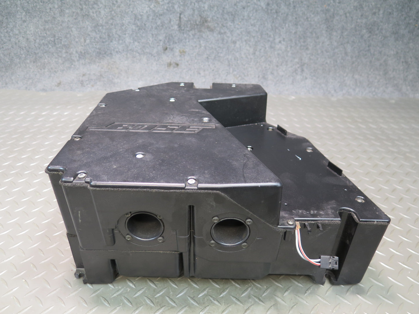 98-02 Mercedes R129 Sl-class Rear Bose Subwoofer Speaker Box 1298205502 OEM