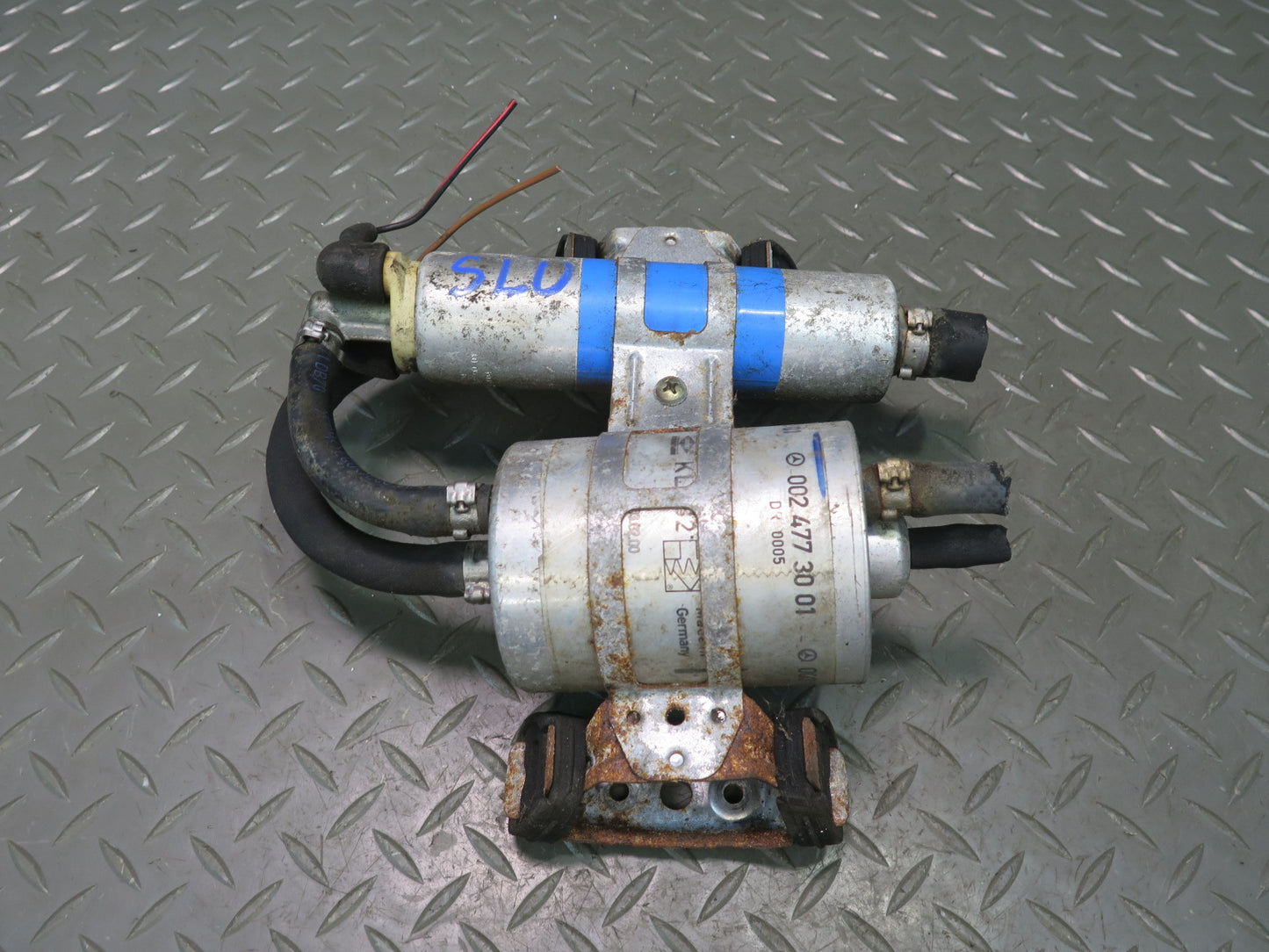 2000 Mercedes R129 SL500 Fuel Pump & Filter Assembly OEM