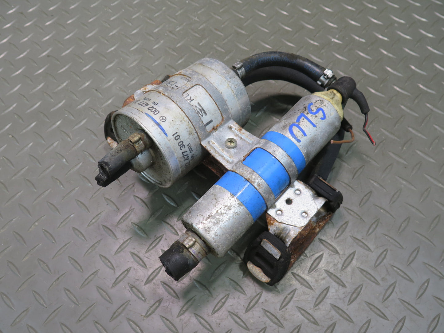 2000 Mercedes R129 SL500 Fuel Pump & Filter Assembly OEM
