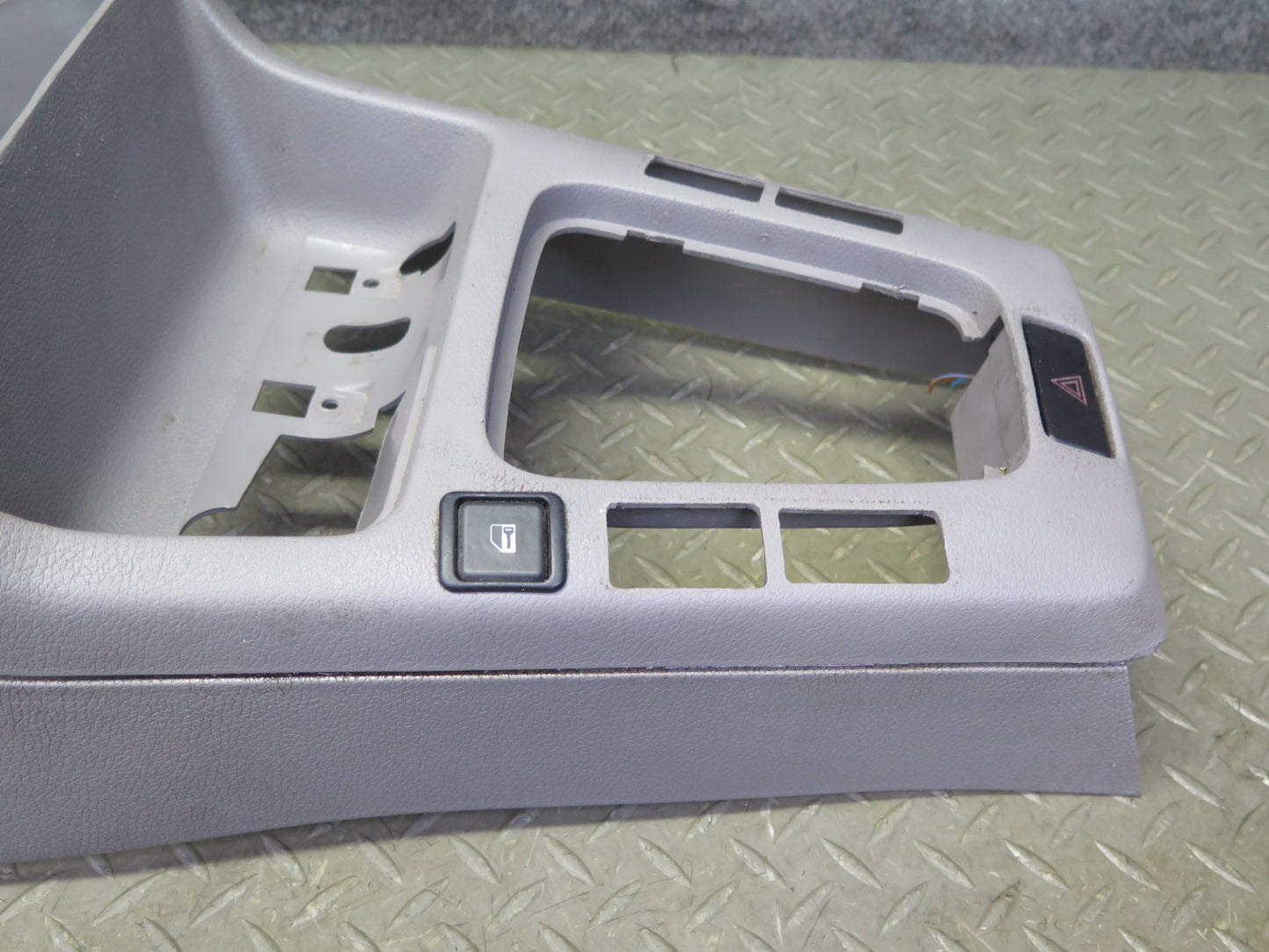 97-99 BMW E36 318ti Compact Center Console Shifter Trim Cover Panel 8146335 OEM